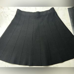 (NEVER USED) Black Zara Basics Collection Skirt